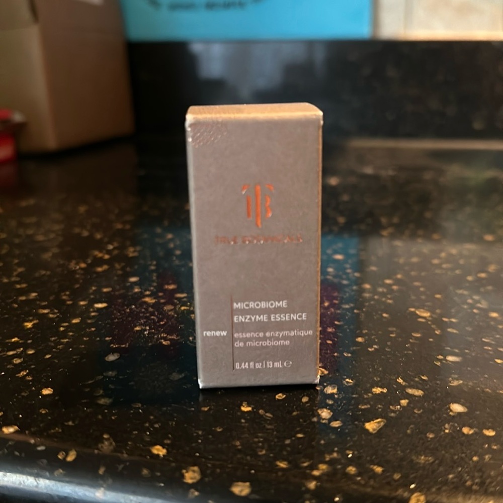 True Botanicals Microbiome Enzyme Essence